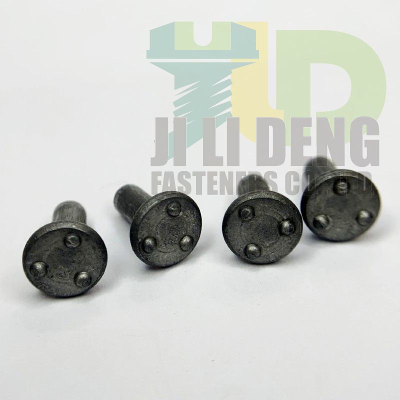 M2.9 Weld Stud